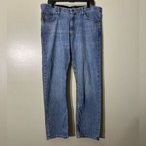 Wrangler Men's Light Blue Straight Jeans